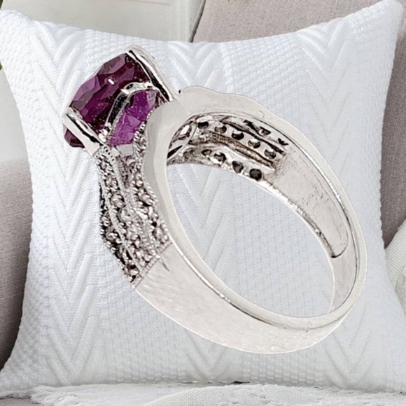 Purple Sapphire and Small CZ Stones Sterling Silver Ring - Picture 5 of 6